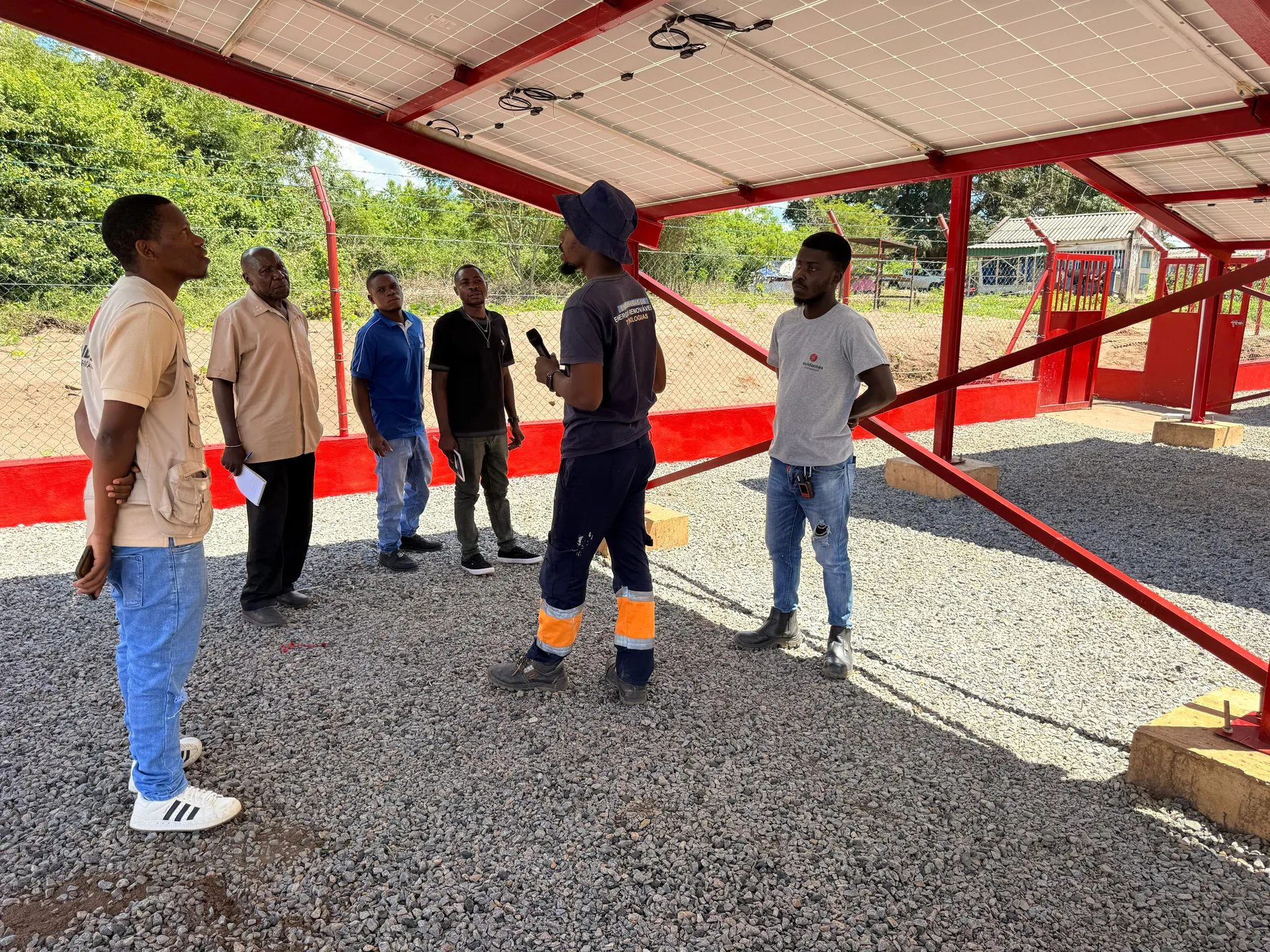 Equipa Técnica Energy Corporation Lda em Campo